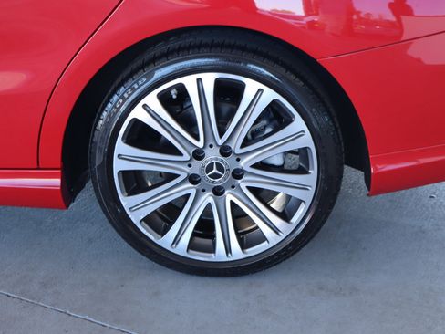 Used 2019 Mercedes-Benz CLA 250 image 11