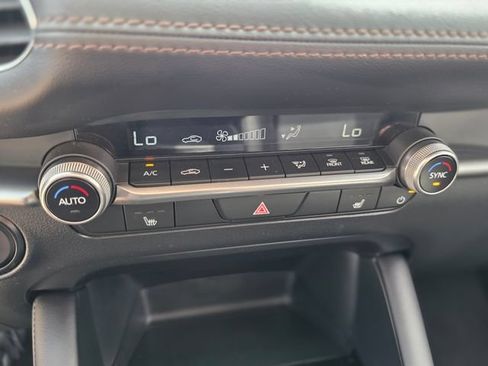 Used 2026 MAZDA MAZDA3 s FWD image 31