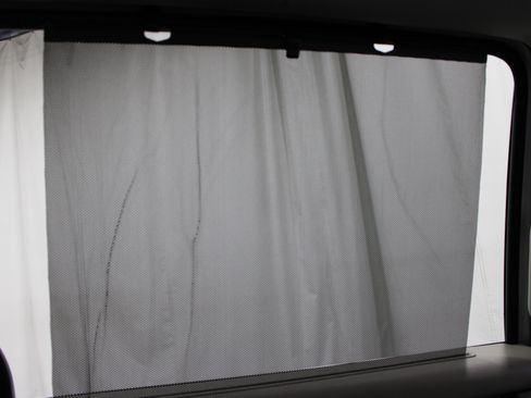 Used 2024 Chrysler Pacifica Touring-L FWD image 21