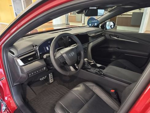 Used 2025 Toyota Camry XSE w/ Premium Plus Package AWD/4WD image 11