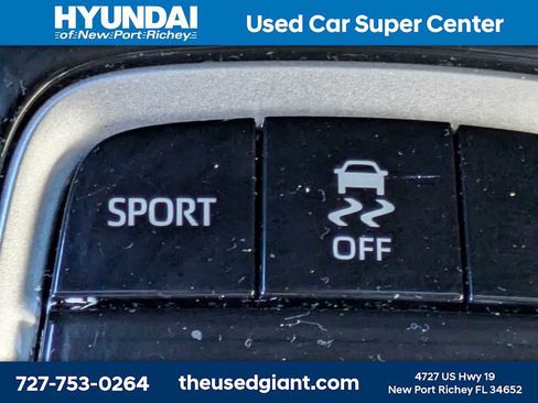 Used 2020 Toyota Corolla SE FWD image 22