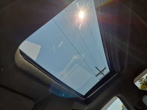 Used 2022 Chevrolet Silverado 2500 High Country w/ Z71 Off-Road Package image 28