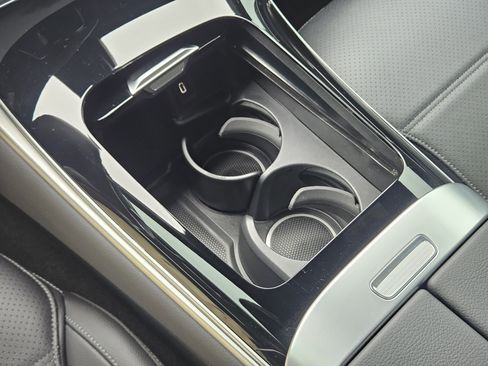 Certified 2026 Mercedes-Benz GLC 300 4MATIC image 19