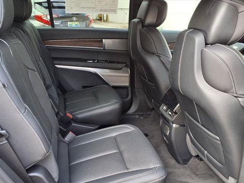 New 2026 Cadillac Vistiq Sport image 10