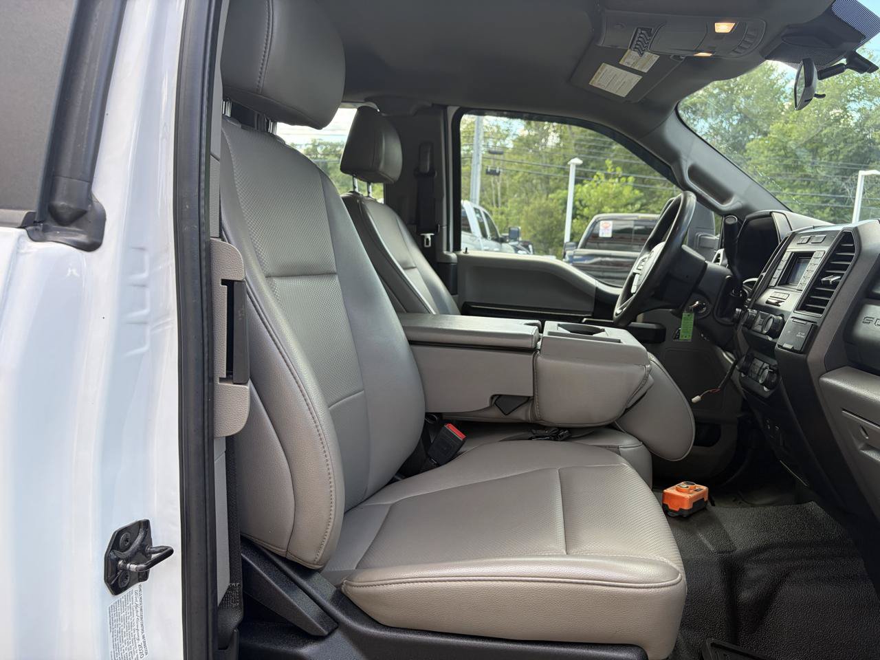 Used 2020 Ford F350 XL w/ Power Equipment Group AWD/4WD image 32