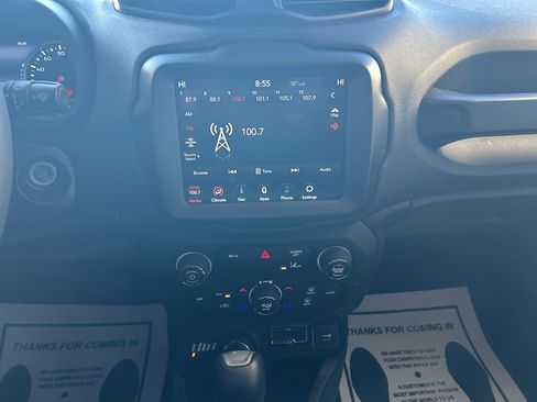 Used 2023 Jeep Renegade Trailhawk image 20