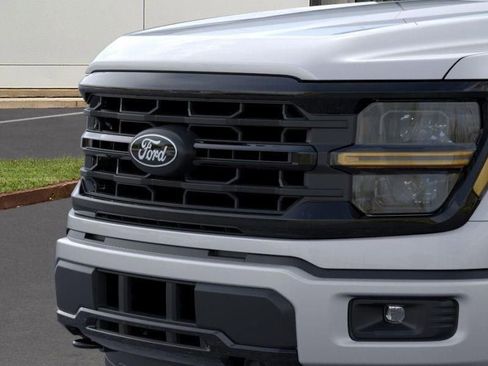 New 2026 Ford F150 XLT w/ XLT Black Appearance Package image 17