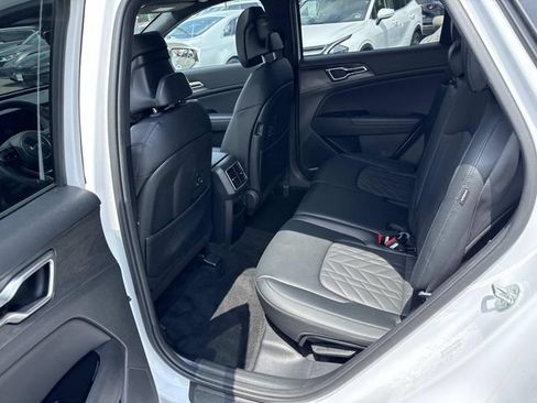 Used 2024 Kia Sportage X-Line w/ X-Line Premium Package AWD/4WD image 17