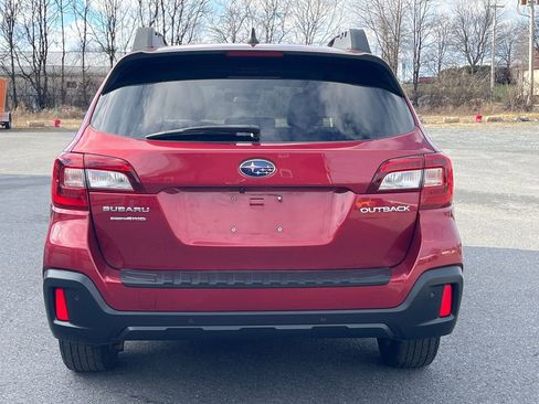 Used 2018 Subaru Outback 2.5i Limited image 6