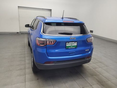 Used 2019 Jeep Compass Latitude FWD image 6