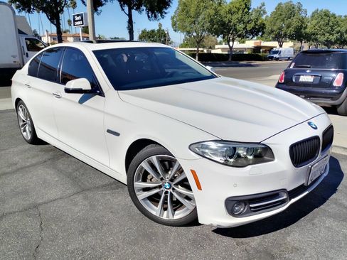 Used 2016 BMW 528i Sedan image 4