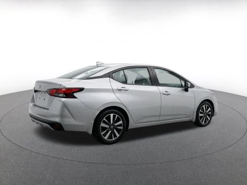 Used 2025 Nissan Versa SV FWD image 9