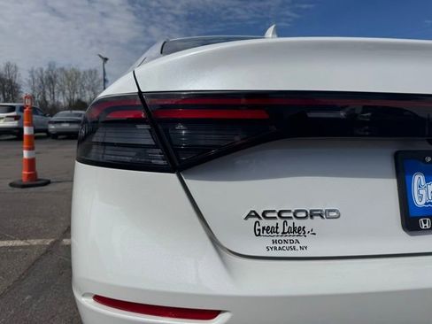 Used 2023 Honda Accord EX image 9