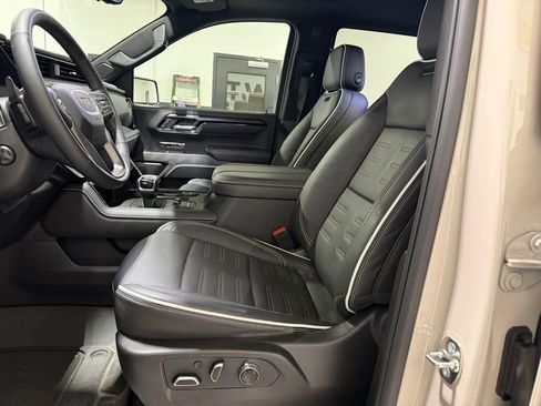 Used 2026 GMC Sierra 1500 AT4X image 10