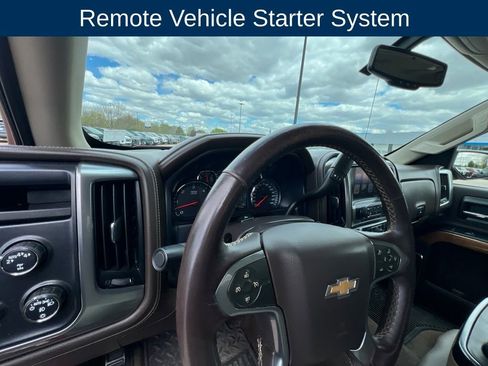 Used 2017 Chevrolet Silverado 1500 LTZ AWD/4WD image 18