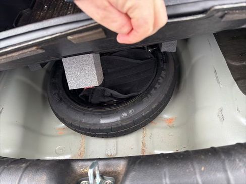 Used 2021 Kia Rio S w/ Technology Package image 11