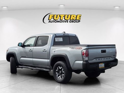 Certified 2023 Toyota Tacoma TRD Off-Road AWD/4WD image 7
