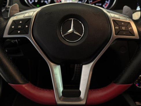 Used 2012 Mercedes-Benz C 63 AMG Sedan image 13