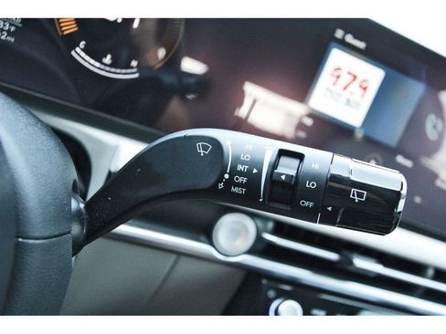 Certified 2025 Hyundai Tucson SEL image 18