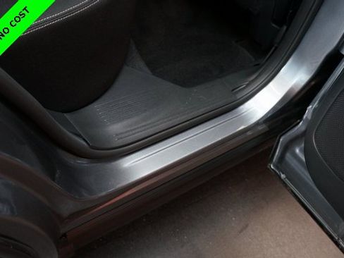 Certified 2022 Nissan Rogue S image 47