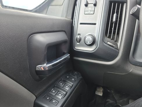 Used 2017 Chevrolet Silverado 1500 LS w/ Trailering Package AWD/4WD image 17