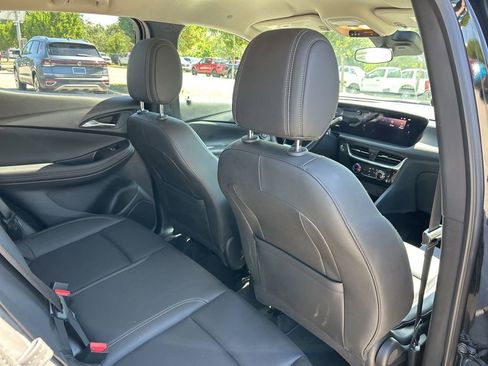 Used 2024 Buick Encore GX Sport Touring image 38