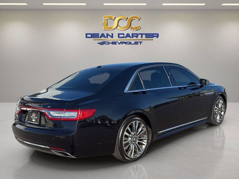 Used 2017 Lincoln Continental Select w/ Climate Package AWD/4WD image 5