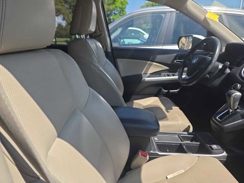 Used 2016 Honda CR-V Touring image 11