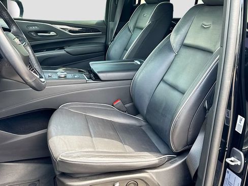 Used 2023 Cadillac Escalade Sport w/ LPO, ONYX Package RWD image 22