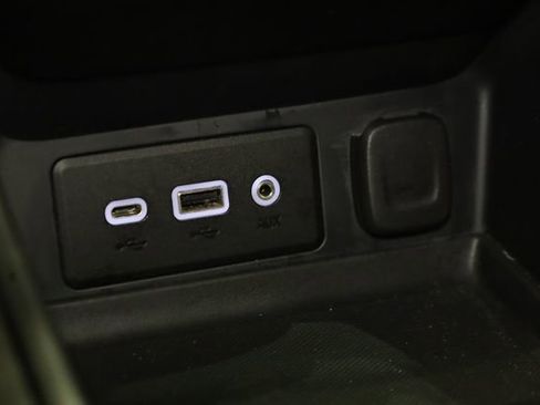 Used 2024 GMC Terrain SLE image 20