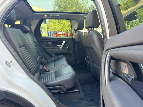 Used 2021 Land Rover Discovery Sport SE image 95