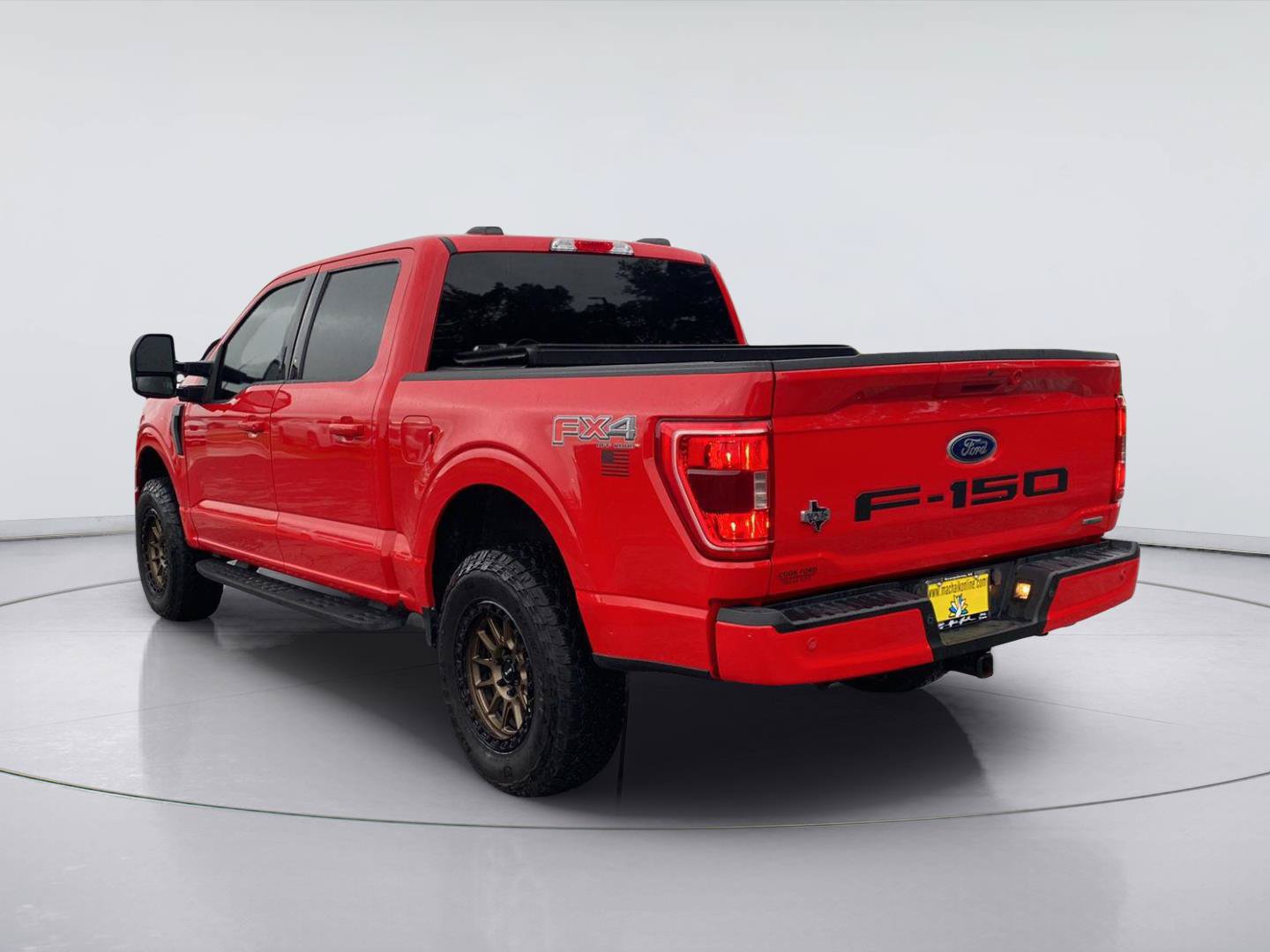 Used 2022 Ford F150 XLT w/ Equipment Group 302A High AWD/4WD image 3