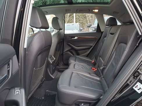 Used 2017 Audi Q5 2.0T Premium image 17