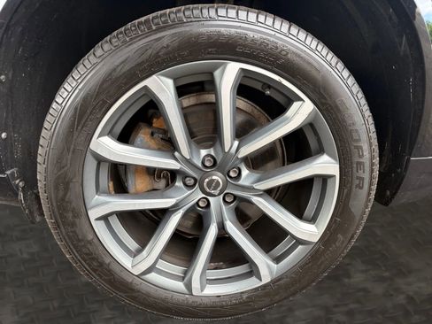 Used 2018 Volvo XC90 T5 Momentum w/ Convenience Package AWD/4WD image 39