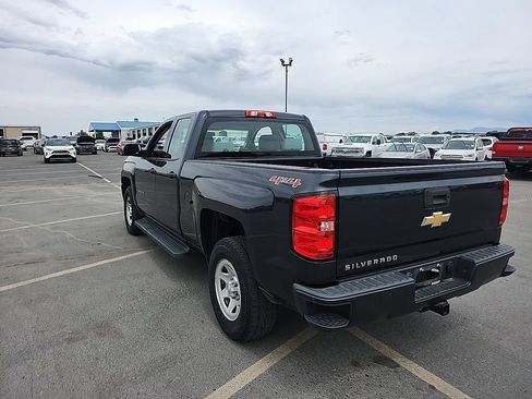 Used 2017 Chevrolet Silverado 1500 W/T w/ Trailering Package AWD/4WD image 6