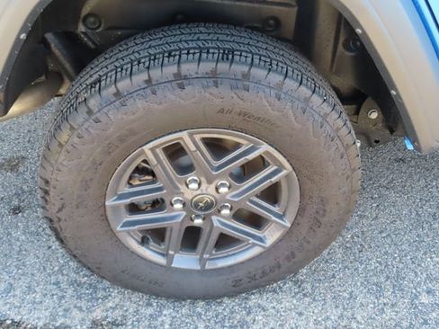 Used 2024 Jeep Wrangler Unlimited Sport AWD/4WD image 14