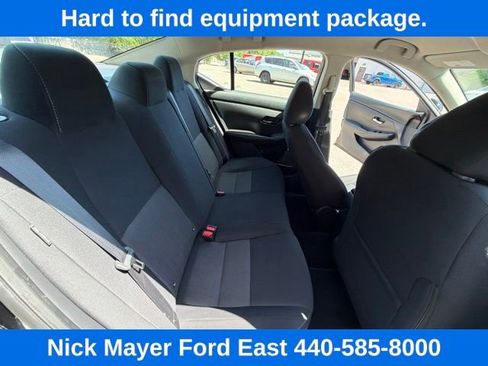 Used 2024 Nissan Sentra SV FWD image 23
