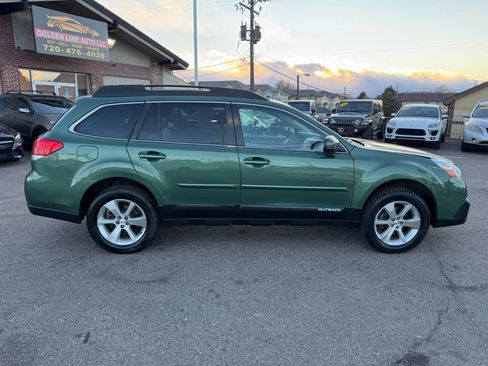 Used 2013 Subaru Outback 2.5i Limited w/ Moonroof Pkg image 9