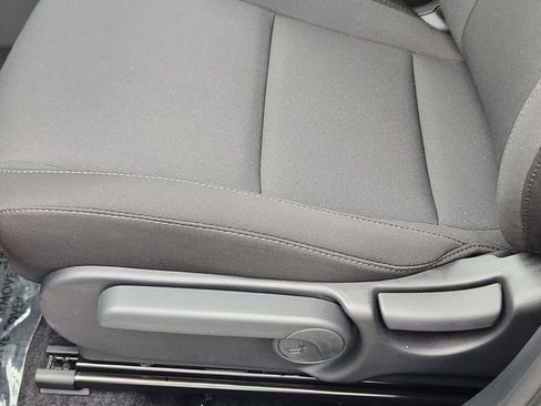 New 2026 Hyundai Kona SE image 12