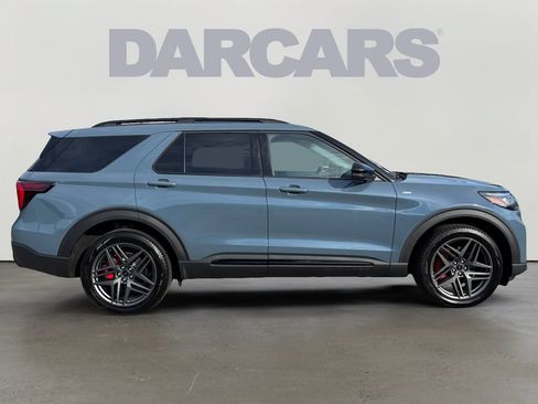 Used 2026 Ford Explorer ST-Line w/ ST-Line Street Pack AWD/4WD image 8