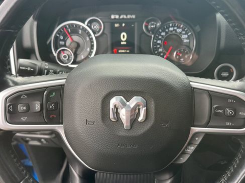 Used 2021 RAM 1500 Big Horn RWD image 33