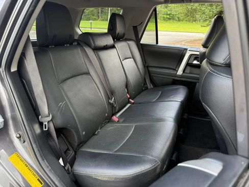 Used 2021 Toyota 4Runner Limited AWD/4WD image 29