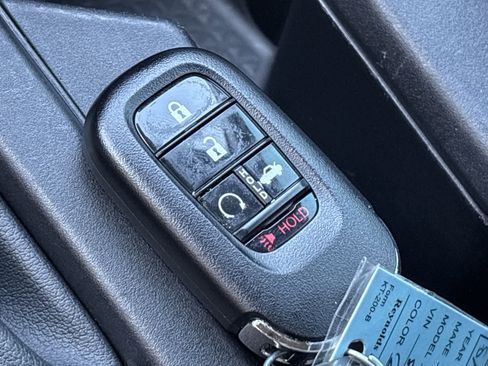 Certified 2025 Honda Accord SE image 39