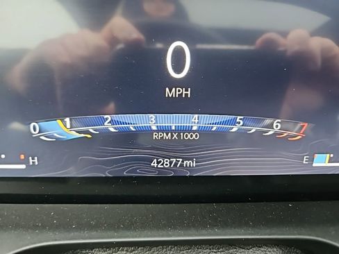 Used 2023 Jeep Grand Cherokee L Laredo image 19