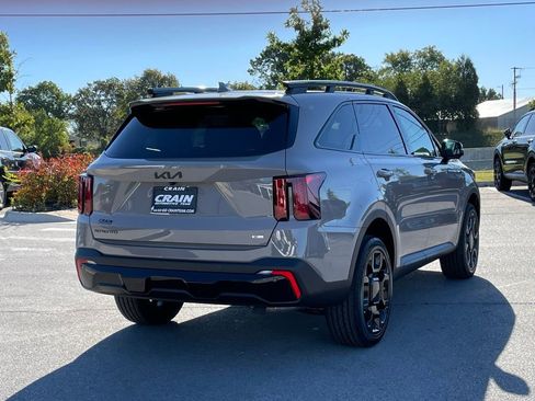 New 2026 Kia Sorento SX image 7