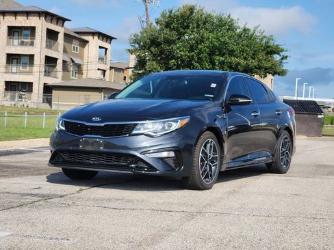 Used 2020 Kia Optima SE FWD image 2