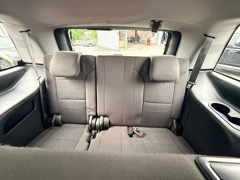 Used 2020 Chevrolet Tahoe LS AWD/4WD image 32