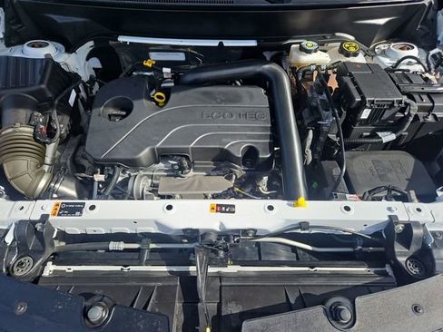 Used 2024 Chevrolet Equinox LT AWD/4WD image 21