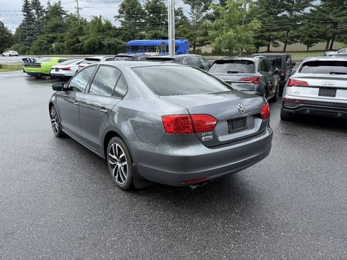 Used 2012 Volkswagen Jetta SE FWD image 5