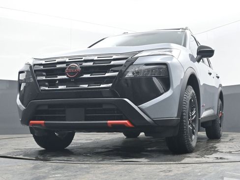 New 2026 Nissan Rogue SV image 24
